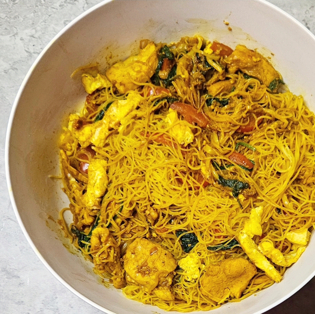 From My Kitchen: Singapore Noodles